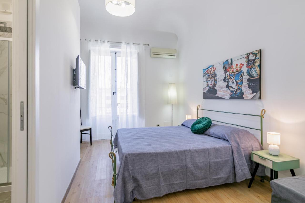 Corso Dei Mille Station Flat With Balcony Apartment Palermo Bagian luar foto